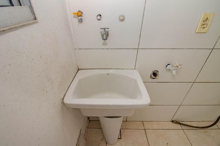 Apartamento para alugar com 48m², 2 quartos e 1 vaga Apartamento para alugar com 48m², 2 quartos e 1 vagaCozinha e Área de Serviço