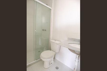 Banheiro de apartamento à venda com 3 quartos, 62m² em Passo das Pedras, Porto Alegre