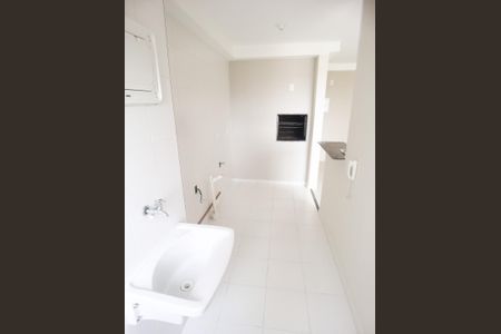 Apartamento à venda com 62m², 3 quartos e 1 vaga Apartamento à venda com 62m², 3 quartos e 1 vagaCozinha e área de serviço