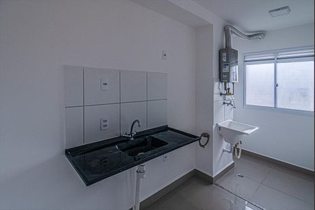 Apartamento para alugar com 43m², 2 quartos e sem vagacozinha e área de serviço compartilhadas_2