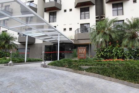 Apartamento à venda com 56m², 1 quarto e 1 vagaFachada