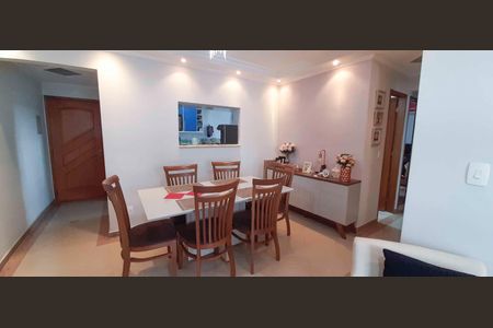 Apartamento à venda com 67m², 3 quartos e 1 vagaSala de Jantar