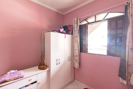 Casa à venda com 200m², 5 quartos e 2 vagasQuarto 1