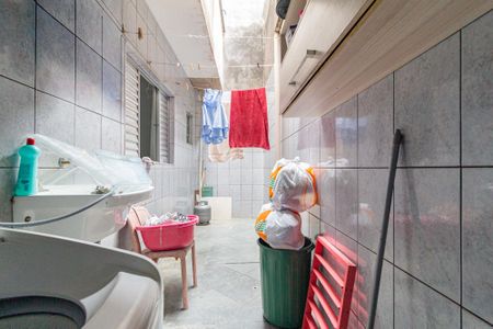 Casa à venda com 200m², 5 quartos e 2 vagasÁrea de serviço