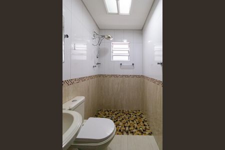 Casa à venda com 200m², 5 quartos e 2 vagasBanheiro