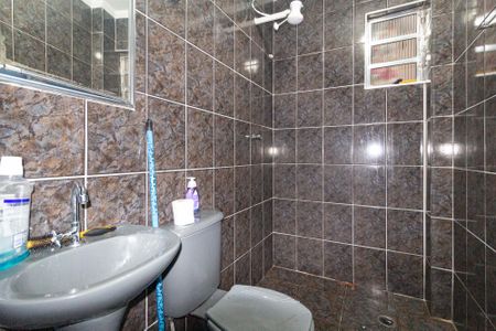 Casa à venda com 200m², 5 quartos e 2 vagasBanheiro