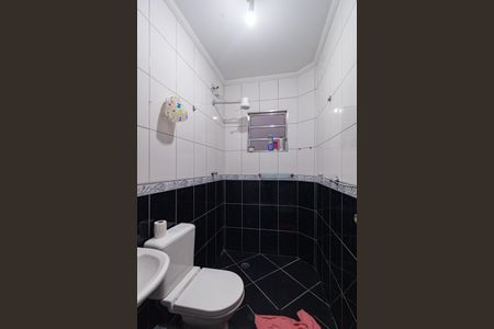 Casa à venda com 200m², 5 quartos e 2 vagasBanheiro