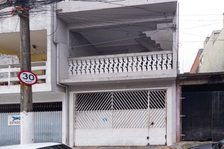Casa à venda com 200m², 5 quartos e 2 vagasFachada
