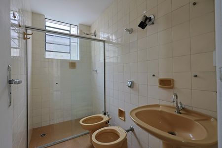 Banheiro de apartamento à venda com 3 quartos, 110m² em Planalto, Belo Horizonte