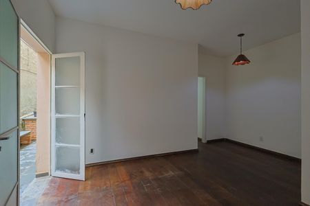 Sala de apartamento à venda com 3 quartos, 110m² em Planalto, Belo Horizonte