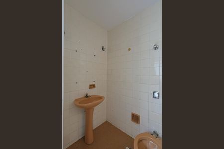 Apartamento à venda com 110m², 3 quartos e 1 vaga Apartamento à venda com 110m², 3 quartos e 1 vagaBanheiro da Suíte