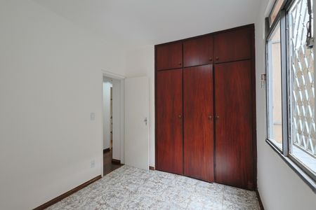 Apartamento à venda com 110m², 3 quartos e 1 vaga Apartamento à venda com 110m², 3 quartos e 1 vagaQuarto 2
