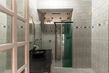 Apartamento à venda com 58m², 1 quarto e sem vagaBanheiro da Suíte