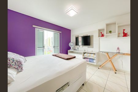 Casa à venda com 130m², 3 quartos e 5 vagasSuíte