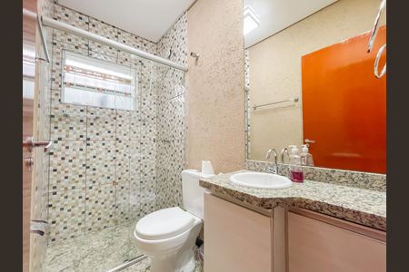 Casa à venda com 130m², 3 quartos e 5 vagasBanheiro 3