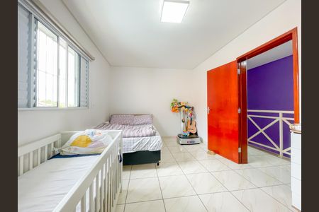 Casa à venda com 130m², 3 quartos e 5 vagasQuarto 2