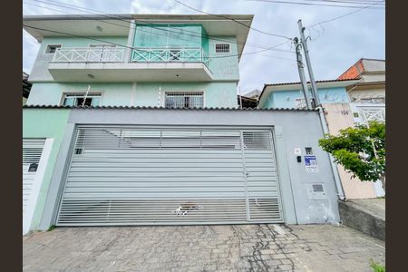 Casa à venda com 130m², 3 quartos e 5 vagasFachada