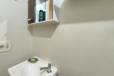 Apartamento à venda com 62m², 2 quartos e 1 vaga Apartamento à venda com 62m², 2 quartos e 1 vagaBanheiro