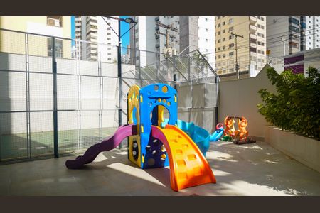 Apartamento para alugar com 330m², 3 quartos e 4 vagas