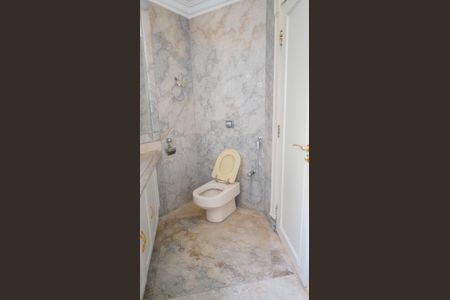 Apartamento para alugar com 330m², 3 quartos e 4 vagas