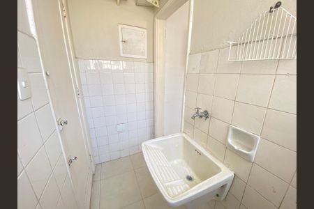 Apartamento para alugar com 62m², 2 quartos e 1 vagaÁrea de Serviço