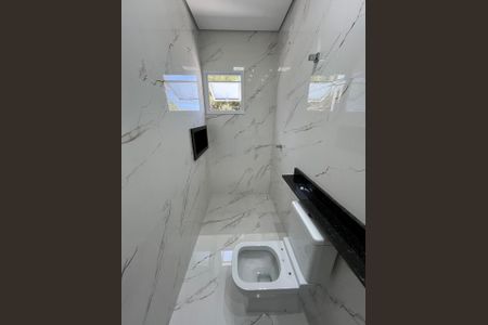 Casa à venda com 70m², 3 quartos e 2 vagas