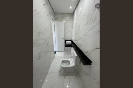 Casa à venda com 70m², 3 quartos e 2 vagas