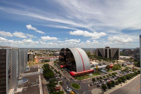 Vista da Sacada de apartamento para alugar com 1 quarto, 45m² em Quadra 5, Brasília