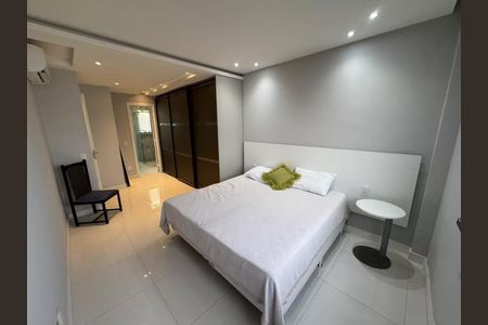 Apartamento à venda com 2 quartos, 125m² em Copacabana, Rio de Janeiro