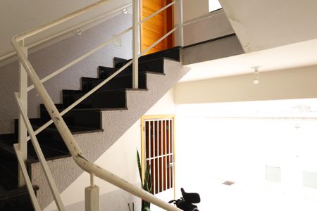 Apartamento para alugar com 49m², 2 quartos e sem vagaÁrea comum - Saguão do andar