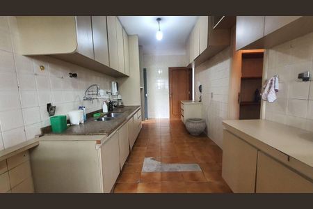 Apartamento à venda com 160m², 3 quartos e 3 vagas
