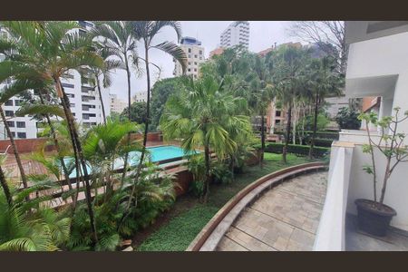 Apartamento à venda com 160m², 3 quartos e 3 vagas