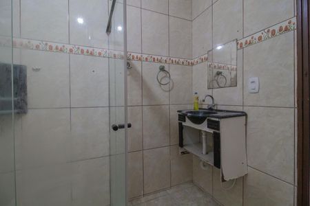 Banheiro  de casa para alugar com 1 quarto, 65m² em Jardim Itapeva, Mauá
