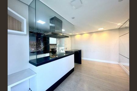 Apartamento à venda com 65m², 2 quartos e 1 vaga