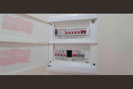 Apartamento para alugar com 62m², 2 quartos e sem vagaQuadro de Luz