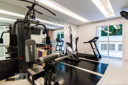 Apartamento para alugar com 62m², 2 quartos e sem vagaÁrea comum - Academia