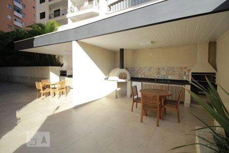 Apartamento para alugar com 62m², 2 quartos e sem vagaÁrea comum - Churrasqueira