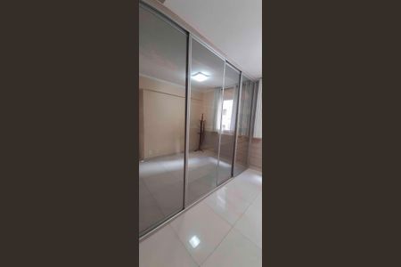 Apartamento para alugar com 62m², 2 quartos e sem vagaSuíte