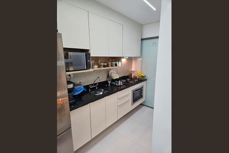 Apartamento à venda com 75m², 2 quartos e 1 vaga