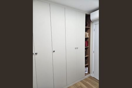 Apartamento à venda com 75m², 2 quartos e 1 vaga