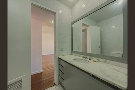 Apartamento à venda com 2 quartos, 74m² em Maracanã, Rio de Janeiro