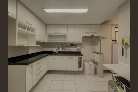 Apartamento à venda com 2 quartos, 74m² em Maracanã, Rio de Janeiro