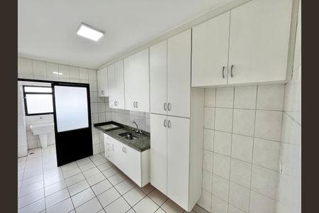 Apartamento à venda com 88m², 3 quartos e 2 vagasCozinha