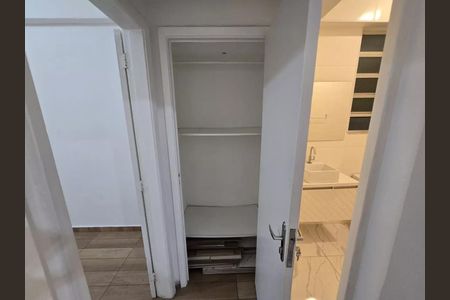 Apartamento à venda com 70m², 1 quarto e sem vaga