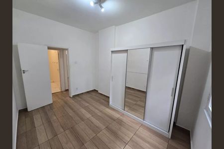 Apartamento à venda com 70m², 1 quarto e sem vaga