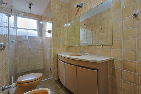 Apartamento para alugar com 145m², 3 quartos e 2 vagasBanheiro