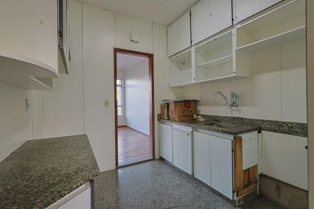 Apartamento para alugar com 145m², 3 quartos e 2 vagasCozinha