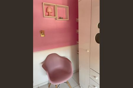 Casa de condomínio para alugar com 120m², 4 quartos e 2 vagas