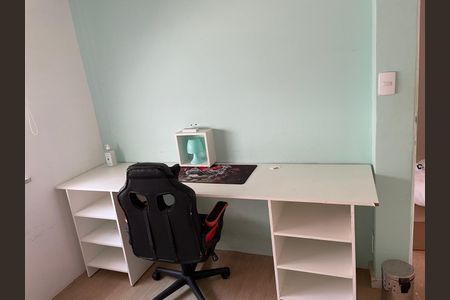 Casa de condomínio para alugar com 120m², 4 quartos e 2 vagas