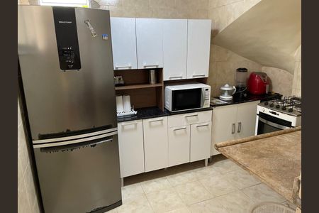 Casa de condomínio para alugar com 120m², 4 quartos e 2 vagas